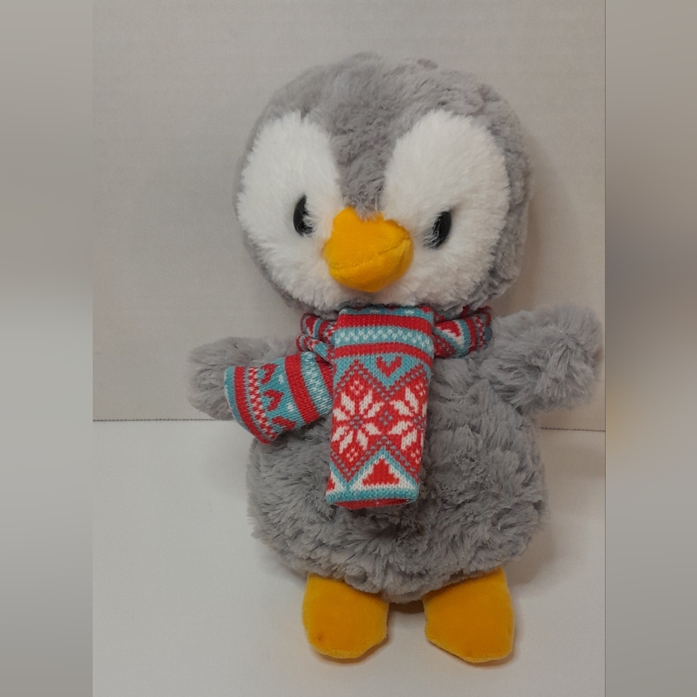 Penguin With Scarf Dan Dee 9" Plush Stuffed Toy Christmas Holiday Pre-owned